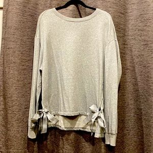 Women’s sweatshirt dressy